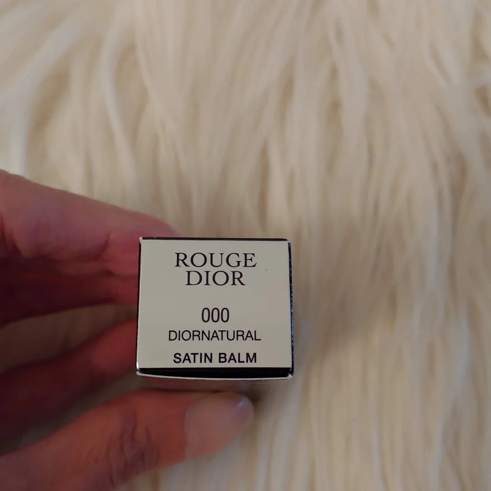 💋FIRM! NWT DIOR ROUGE DIOR 000 DIORNATURAL SATIN LIP BALM - Picture 4 of 16
